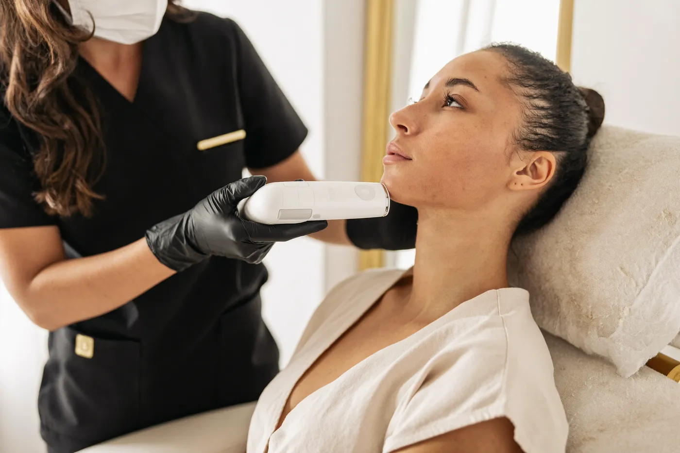 Valoración con analizador facial: Hilos de bioestimulación